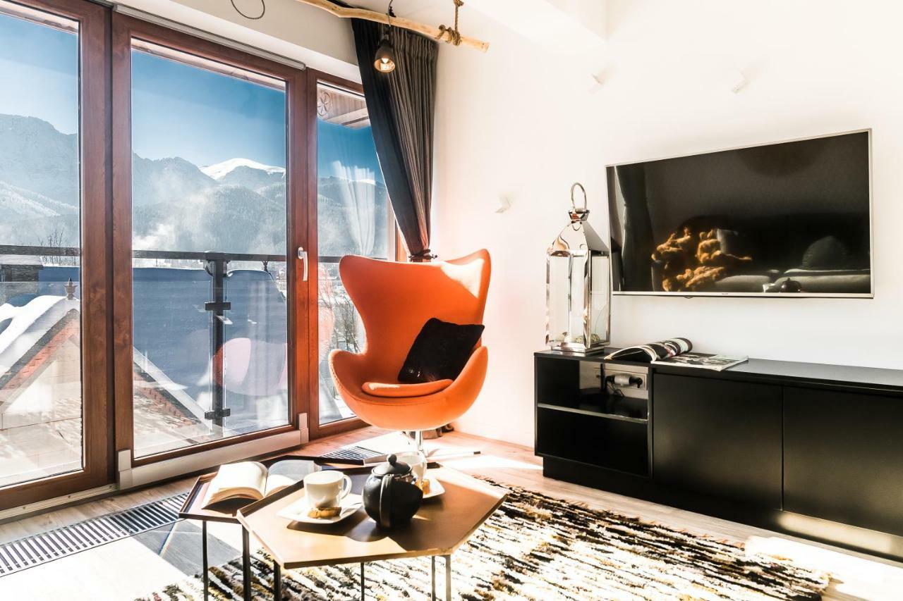 Gold View Apartment