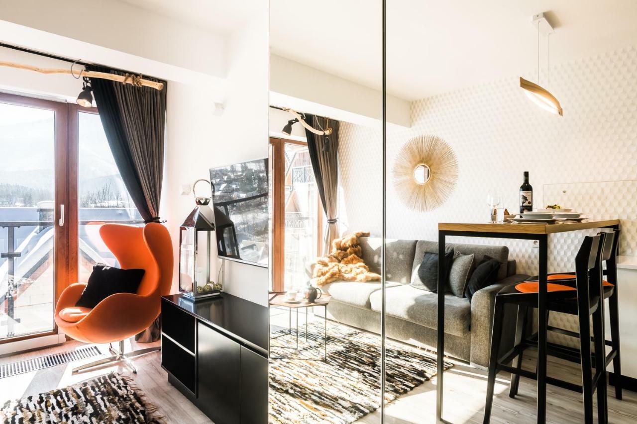 Gold View Apartment *