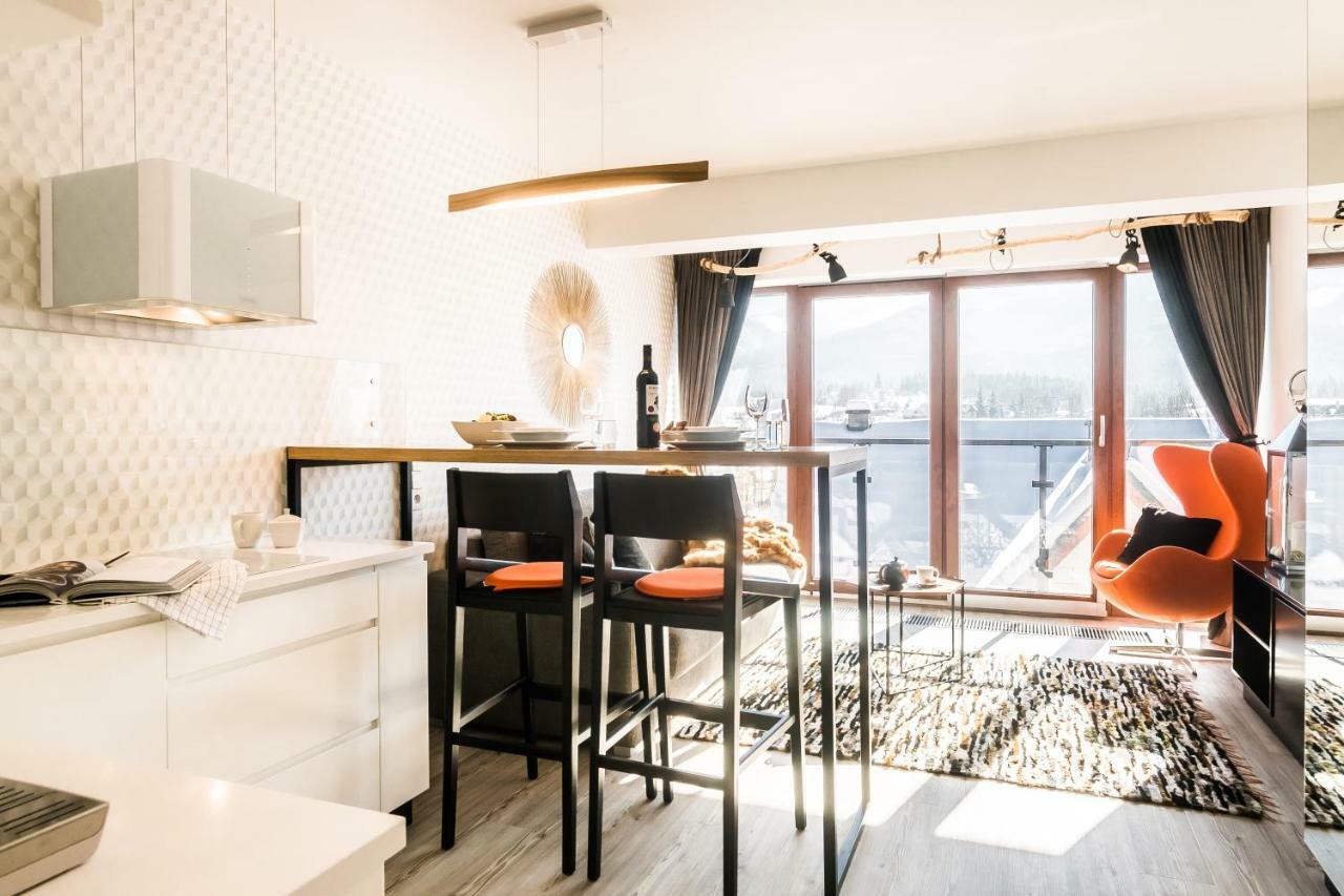 Gold View Apartment *